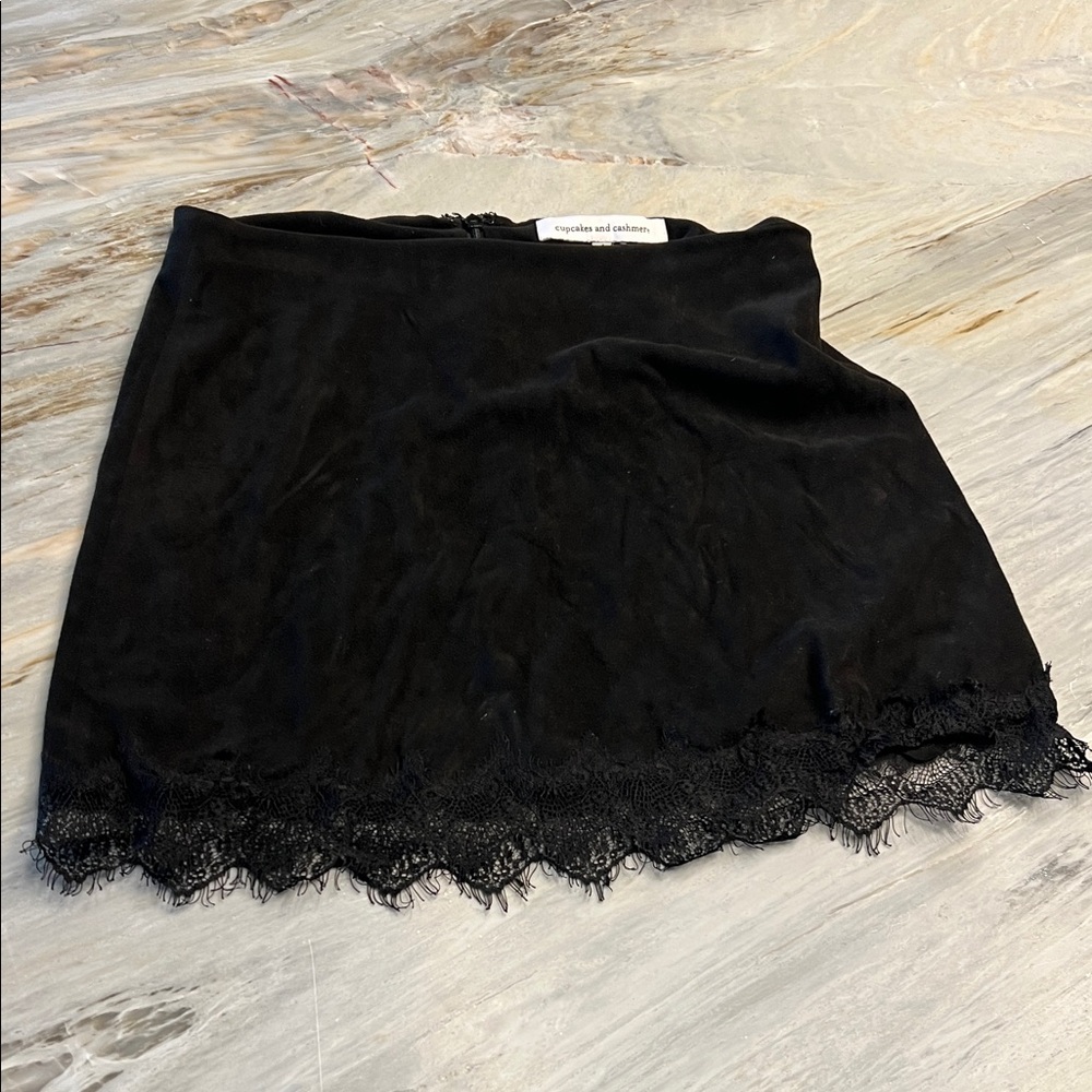 Cupcakes & Cashmere velvet black skirt with lace trim size 4